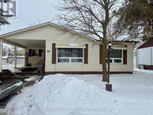 28 Briarwood Crescent, North Huron (Wingham), ON, N0G2W0 | Card Image