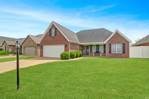 5849 Porterfield Dr, Evansville, IN, 47711-7782 | Card Image