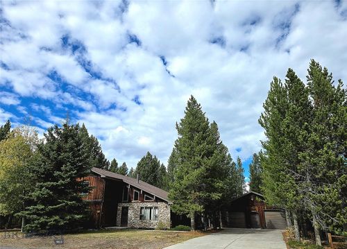505 Cascade Ave, West Yellowstone, MT, 59758-9055 | Card Image