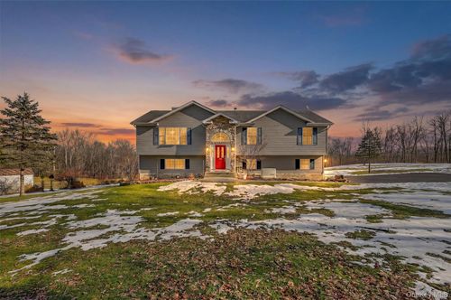 508 Walker Valley Rd, Pine Bush, NY, 12566-4911 | Card Image