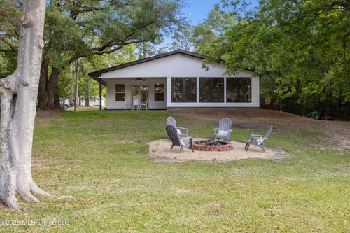 13 Magnolia Dr, Perkinston, MS, 39573-6017 | Card Image