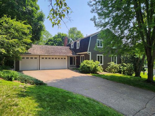 3900 Hillcrest Way, Wayzata, MN, 55391-3612 | Card Image
