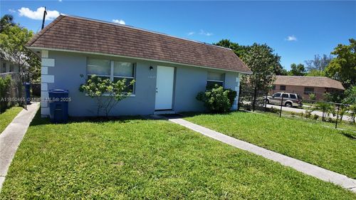 a-1345 Nw 8th Ave, Fort Lauderdale, FL, 33311-6005 | Card Image