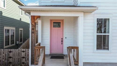 344 N Fletcher Ave, Fayetteville, AR, 72701-1324 | Card Image