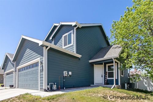 416 Westview Dr, Cheyenne, WY, 82007-3073 | Card Image