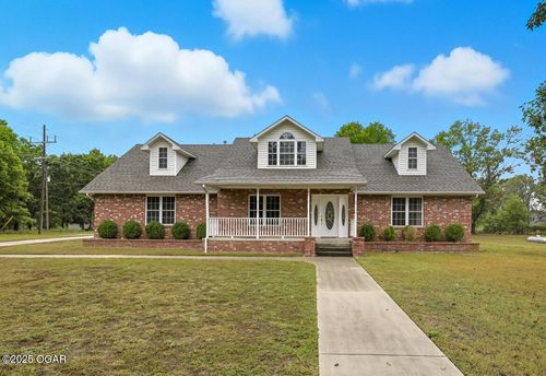 13194 Kirkwood Ln, Neosho, MO, 64850-7817 | Card Image