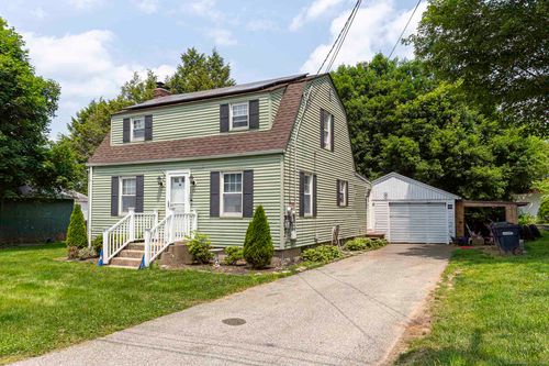 12 John St, Killingly, CT, 06239-1414 | Card Image