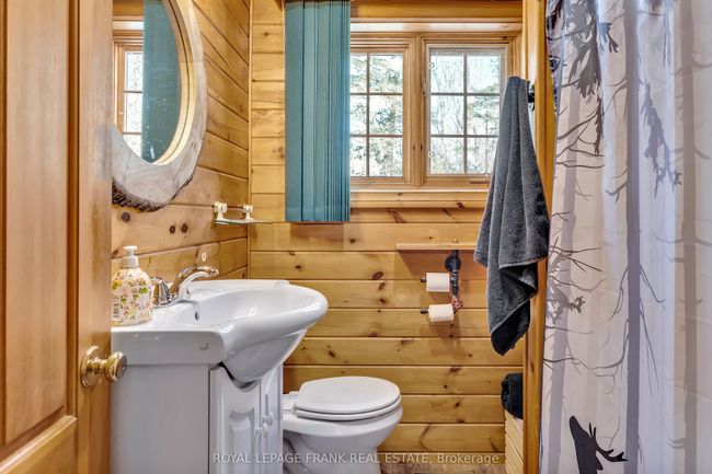 3515 County Rd 121, House other with 5 bedrooms, 3 bathrooms and 8 parking in Kinmount ON | Image 12