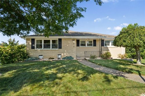 558 Hemlock St, Greensburg, PA, 15601-4513 | Card Image