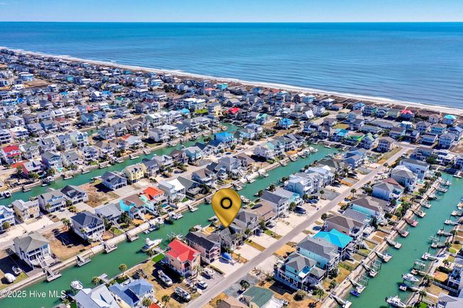 24 Pender St, House other with 5 bedrooms, 5 bathrooms and 1 parking in Ocean Isle Beach NC | Image 47