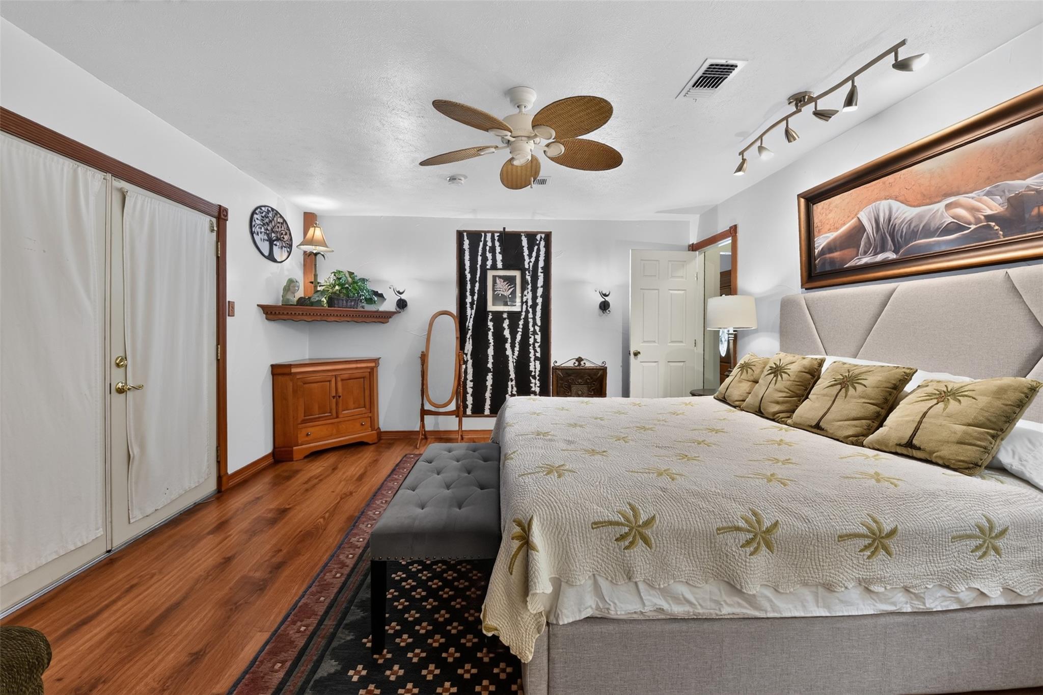 Residential Lease in The Woodlands 5