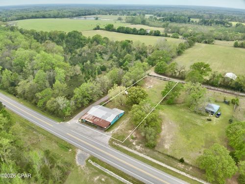 1090 N Waukesha St, Bonifay, FL, 32425-1737 | Card Image