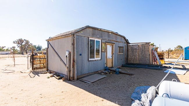 6573 Dos Palmas Rd, House other with 3 bedrooms, 2 bathrooms and null parking in Phelan CA | Image 35