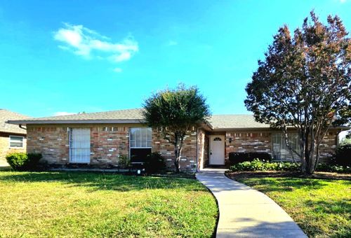 2318 Glen Forest Ln, Plano, TX, 75023-7720 | Card Image