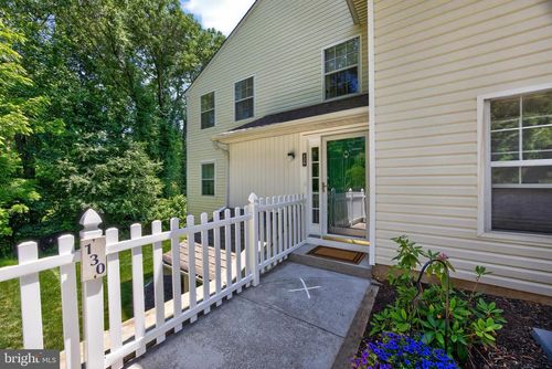 130-130 Deerfield Ct, GLEN MILLS, PA, 19342-2014 | Card Image