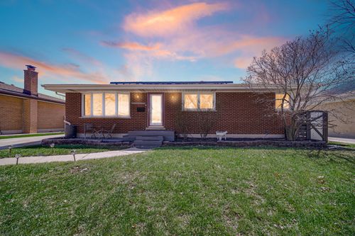 661 W Saint Aubin Dr, Addison, IL, 60101-1250 | Card Image