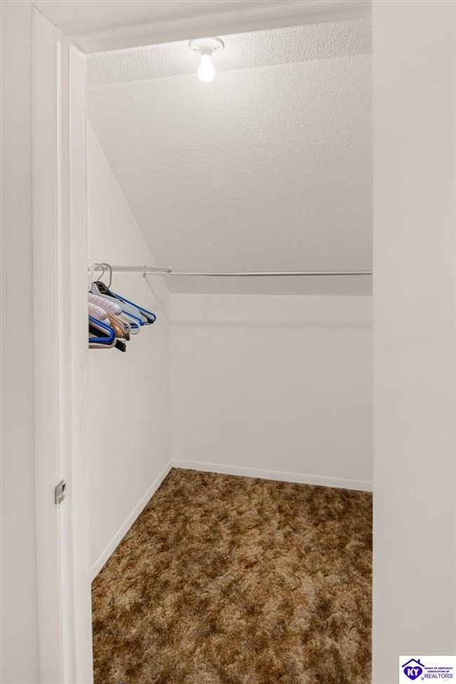 300 Linda Lane, House other with 3 bedrooms, 1 bathrooms and null parking in Elizabethtown KY | Image 27