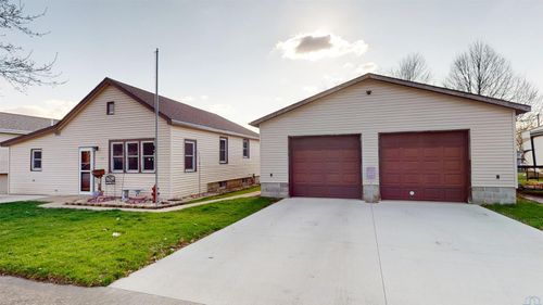 134 Benson St, Alta, IA, 51002-1018 | Card Image