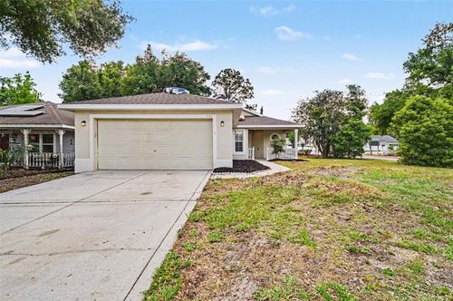 700 Kenmoore Ct, EUSTIS, FL, 32726-7813 | Card Image
