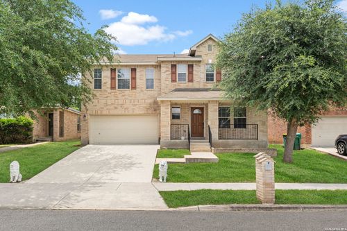 7207 Avery Rd, Live Oak, TX, 78233-5400 | Card Image