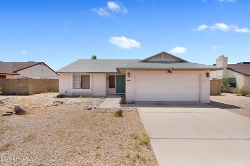 1639 E Aire Libre Ave, Phoenix, AZ, 85022-2839 | Card Image