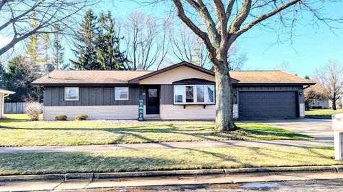 445 La Vesta Court, BRILLION, WI, 54110 | Card Image