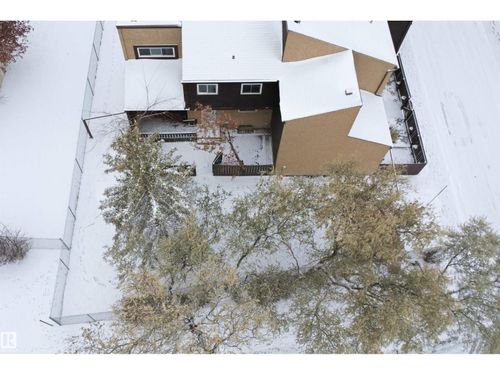 8003 27 Ave Nw, Edmonton, AB, T6K3C9 | Card Image