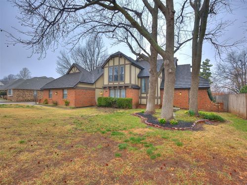 1704 Winding Ridge Road, Norman, OK, 73072 | Card Image