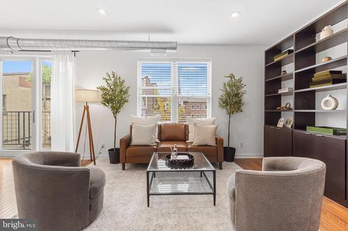 apt-34-712 N 2nd St, PHILADELPHIA, PA, 19123-3067 | Card Image