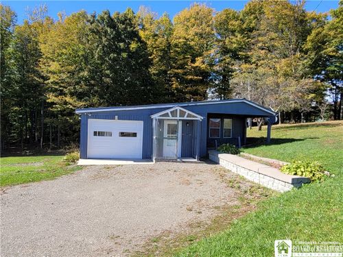 8771 Hahn Road, Pomfret, NY, 14063 | Card Image