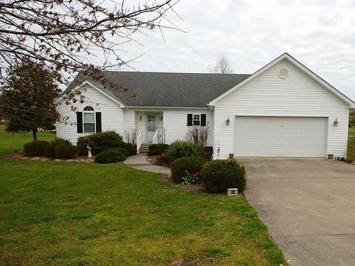 451 Bellaire Dr, Harrodsburg, KY, 40330-1238 | Card Image