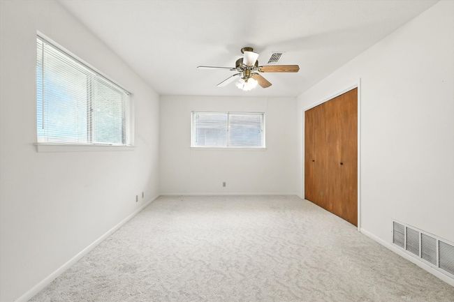 100 Hillcrest St, House other with 3 bedrooms, 2 bathrooms and null parking in Sanger TX | Image 10