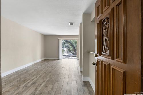 apt-d206-4119 Medical Dr, San Antonio, TX, 78229-5979 | Card Image