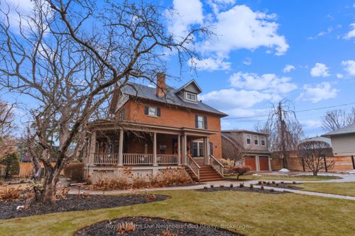 305 Trent St W, Whitby, ON, L1N1M3 | Card Image