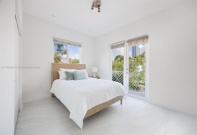 3648 Oak Ave, House other with 3 bedrooms, 3 bathrooms and null parking in Coconut Grove FL | Image 22
