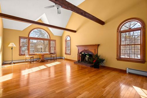 13 Madison Ave, Kingston, NH, 03848-3138 | Card Image