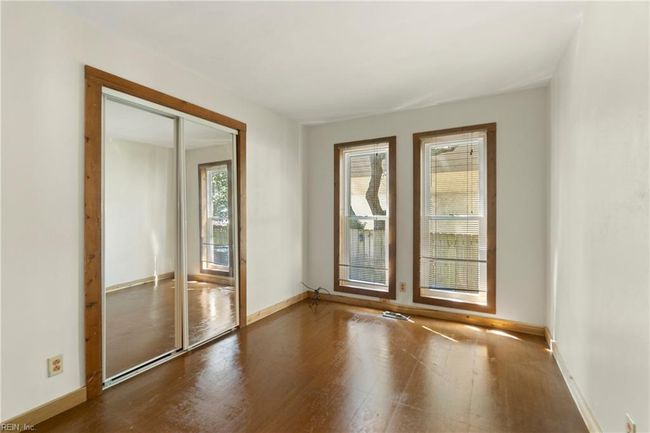 2568 Shore Dr, House attached with 3 bedrooms, 2 bathrooms and null parking in Virginia Beach VA | Image 13
