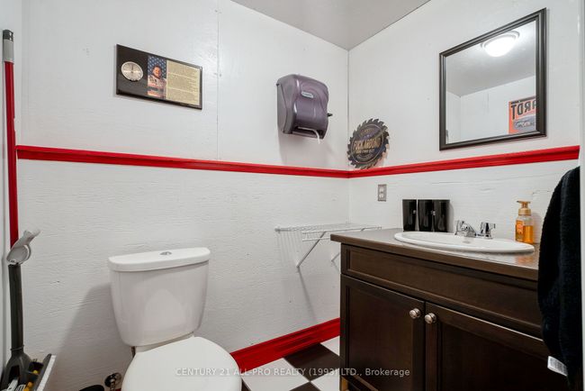 2300 Victoria Rd, House other with 4 bedrooms, 4 bathrooms and 10 parking in Carrying Place ON | Image 45