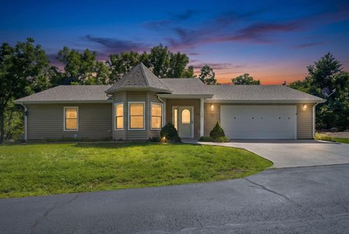 160 Starrville Ln, Branson West, MO, 65737-8517 | Card Image