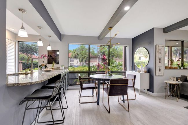 405 Brackenwood Ln S, Condo with 2 bedrooms, 2 bathrooms and null parking in Palm Beach Gardens FL | Image 17