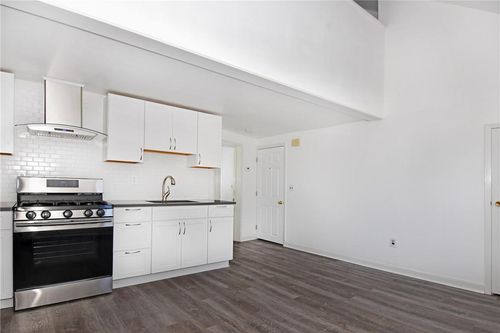 2-44 Ridge St, Hastings On Hudson, NY, 10706-2702 | Card Image