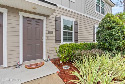 208 - 575 Oakleaf Plantation Parkway, Townhouse with 2 bedrooms, 2 bathrooms and null parking in Orange Park FL | Image 1