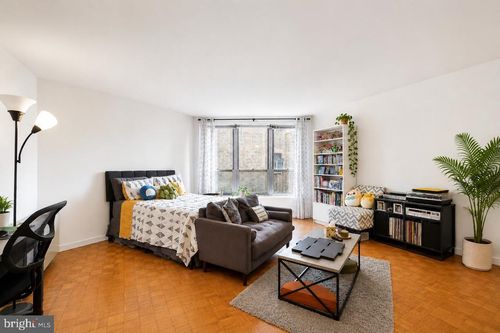 904-224 W Rittenhouse Sq, PHILADELPHIA, PA, 19103-5743 | Card Image