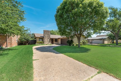 908 Prestwick Ln, Richardson, TX, 75080-3012 | Card Image