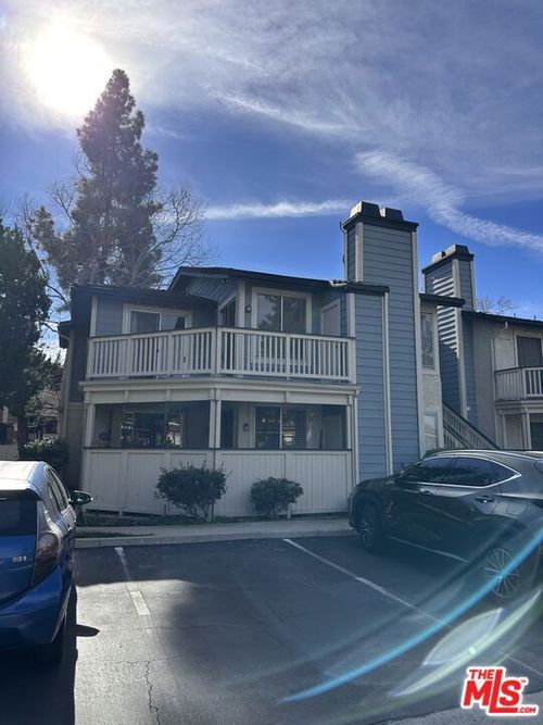 h-2486 Pleasant Way, Thousand Oaks, CA, 91362-3268 | Card Image