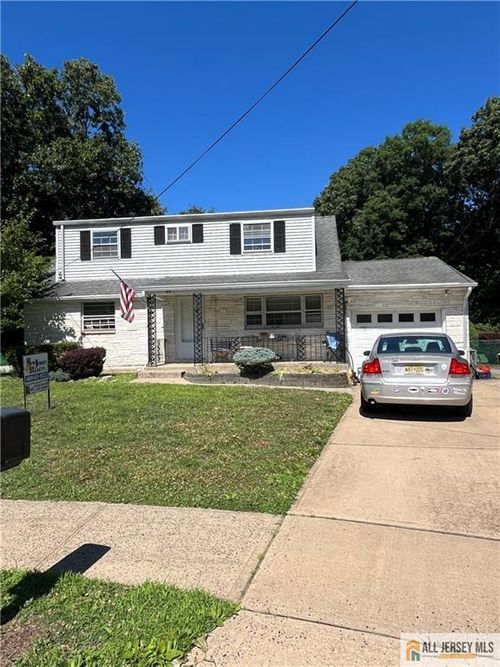 35 Madeline Ct, Helmetta, NJ, 08828-1117 | Card Image