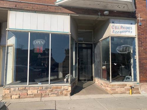 1627 Douglas Ave, RACINE, WI, 53404-2721 | Card Image