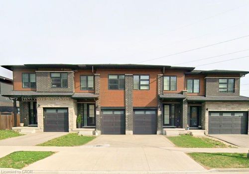 897 Robert Ferrie Dr, Kitchener, ON, N2R0P2 | Card Image
