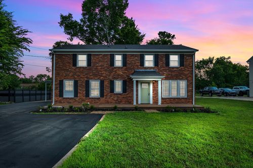 692 Harding Pl, Nashville, TN, 37211-4443 | Card Image