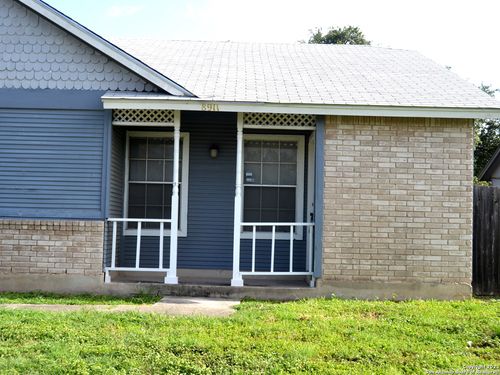 8911 Fall River Dr, San Antonio, TX, 78250-5087 | Card Image